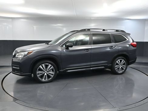 Used 2022 Subaru Ascent Limited AWD/4WD image 10