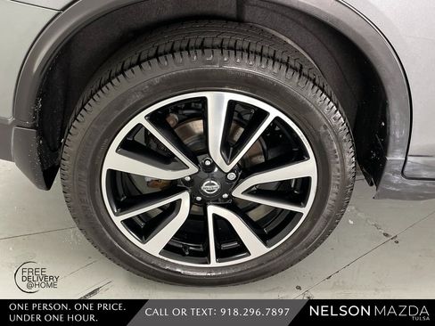 Used 2019 Nissan Rogue SL image 13