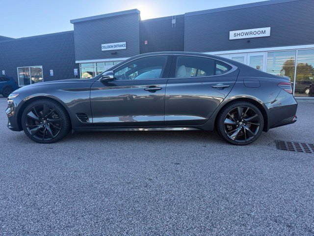 Used 2022 Genesis G70 3.3T w/ Sport Advanced Package AWD/4WD image 6