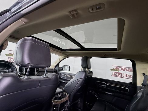 Used 2019 RAM 1500 Laramie image 12