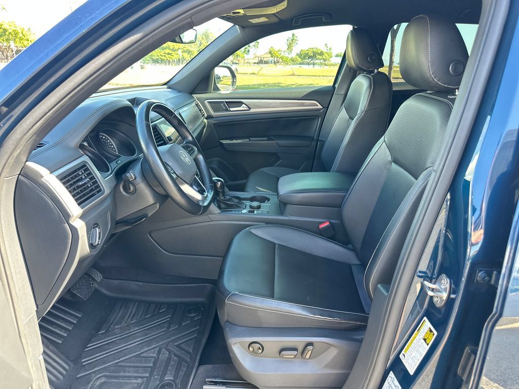 Used 2020 Volkswagen Atlas Cross Sport SE AWD/4WD image 13