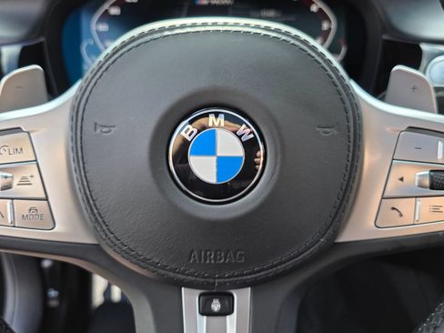 Used 2021 BMW M760i xDrive AWD/4WD image 29