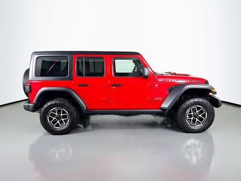 Used 2025 Jeep Wrangler Unlimited Rubicon image 5
