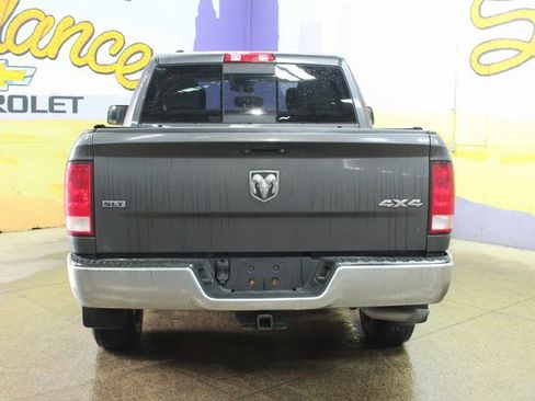 Used 2018 RAM 1500 Classic SLT image 7