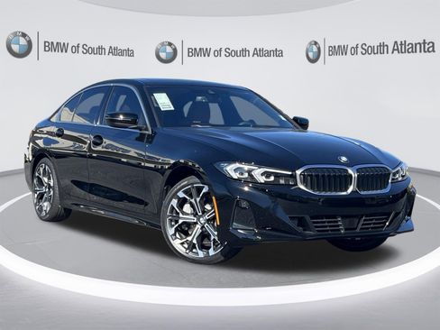 New 2026 BMW 330i Sedan w/ Convenience Package RWD image 2