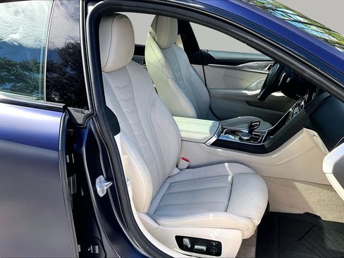 Used 2025 BMW M850i xDrive AWD/4WD image 9
