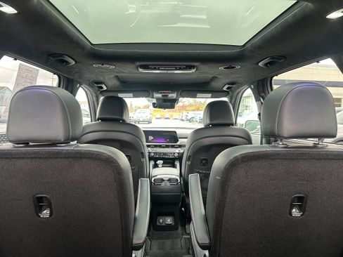 Used 2024 Kia Telluride SX Prestige X-Pro image 11