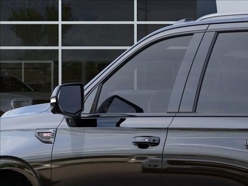 New 2026 GMC Yukon AT4 w/ AT4 Premium Package image 12