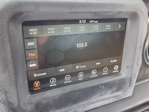 Used 2021 Jeep Wrangler Unlimited Sahara image 21