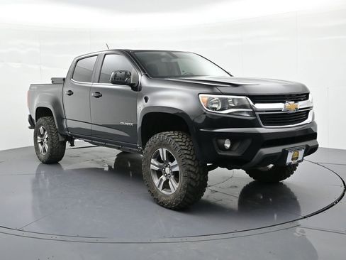 Used 2016 Chevrolet Colorado LT w/ LT Convenience Package AWD/4WD image 4