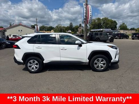 Used 2022 Toyota RAV4 LE w/ Carpet Mat Package (TMS) FWD image 2