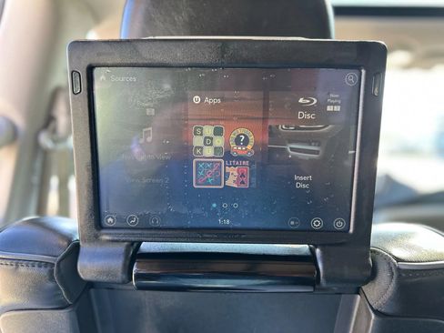 Used 2018 Chrysler Pacifica Limited w/ Advanced Safetytec Group image 22