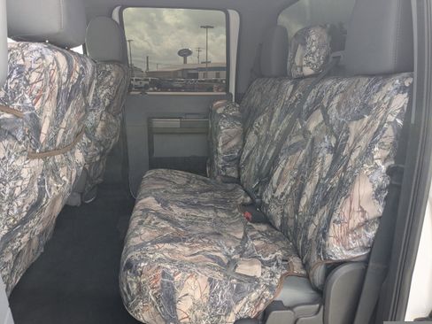 Used 2016 Ford F250 XLT w/ XLT Premium Package AWD/4WD image 15