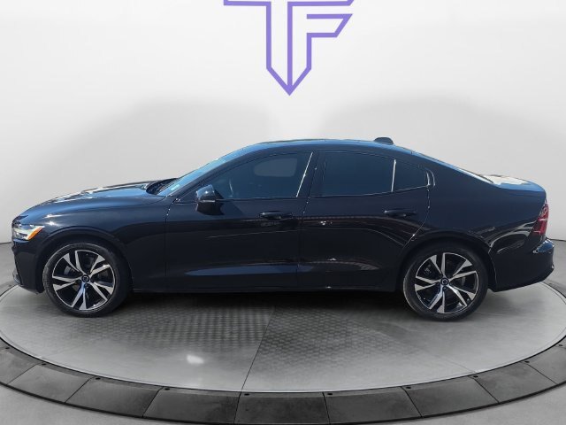 Used 2024 Volvo S60 B5 Plus AWD/4WD image 3