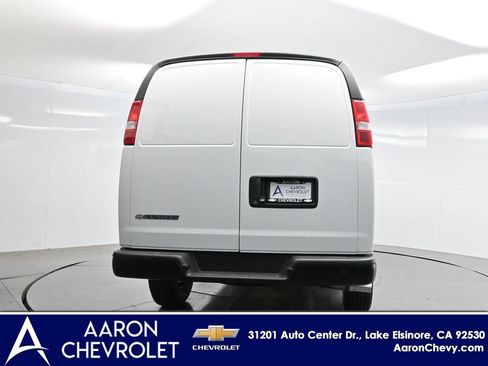 New 2026 Chevrolet Express 2500 w/ Driver Convenience Package RWD image 39