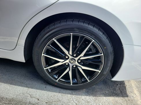 Used 2022 Toyota Camry SE w/ Audio Upgrade Package image 28