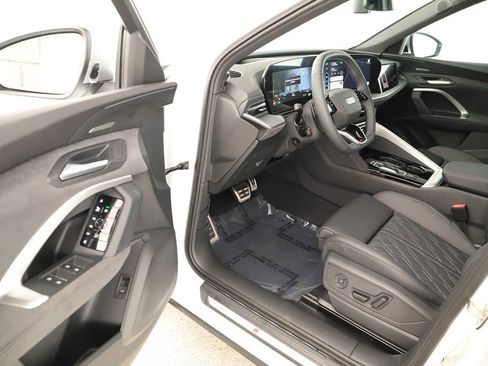 New 2026 Audi SQ5 Premium Plus AWD/4WD image 14