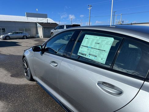 New 2026 Cadillac CT5 V image 10