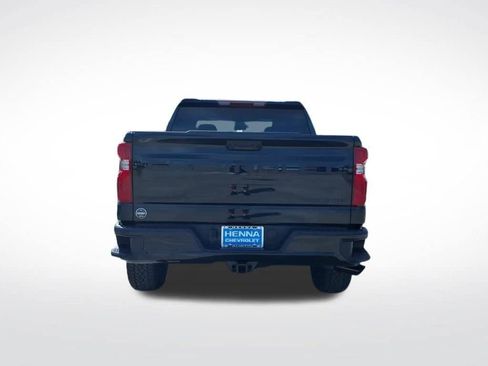 New 2026 Chevrolet Silverado 1500 Custom w/ Turbomax Blackout Package RWD image 4