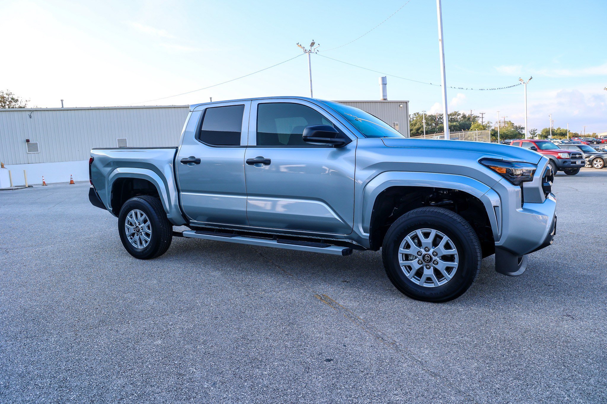 Certified 2025 Toyota Tacoma SR AWD/4WD image 6