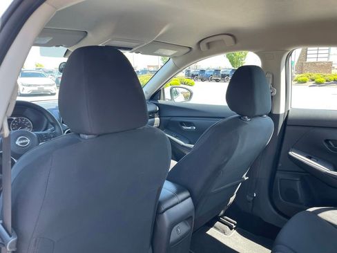 Used 2025 Nissan Sentra SV FWD image 25