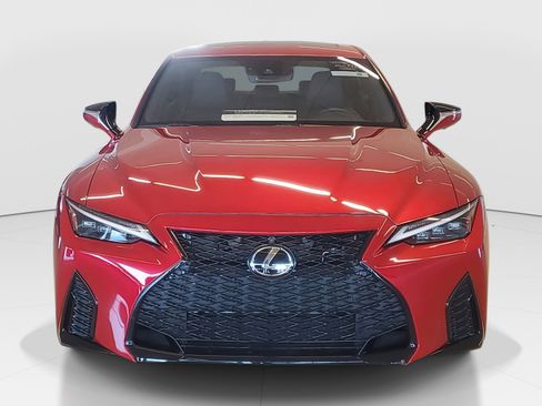 Used 2023 Lexus IS 500 image 3