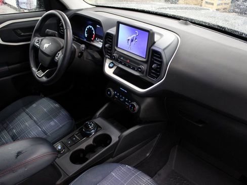 Used 2024 Ford Bronco Sport Heritage w/ Heritage Convenience Package image 18