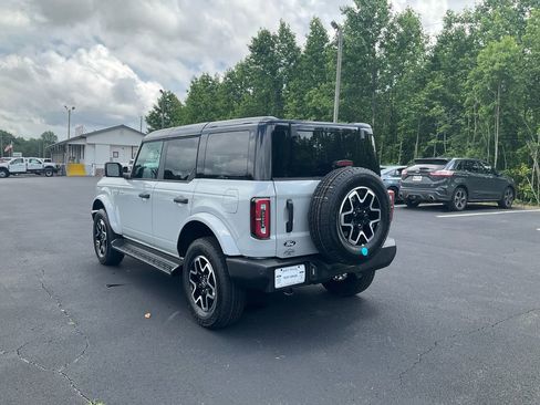New 2026 Ford Bronco Outer Banks AWD/4WD image 7