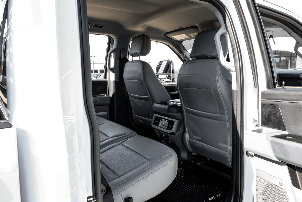 Used 2023 Ford F250 XLT w/ Black Appearance Package AWD/4WD image 36