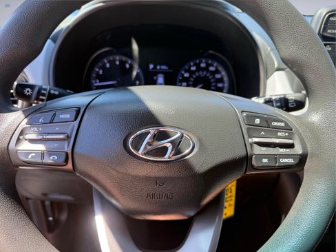 Used 2019 Hyundai Kona SE AWD/4WD image 31