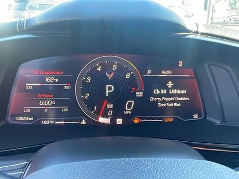 Used 2021 Chevrolet Corvette Stingray Coupe w/ Z51 Performance Package image 21