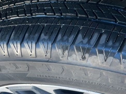 Used 2024 Toyota Tundra Limited image 20