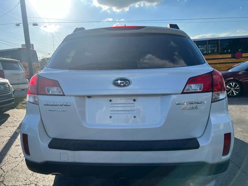 Used 2014 Subaru Outback 2.5i Limited image 6