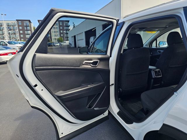 Certified 2023 Kia Sportage LX AWD/4WD image 14