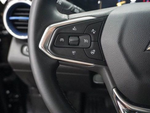 Used 2024 Chevrolet Trax LT w/ Driver Confidence Package image 20