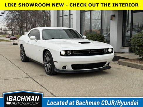 Used 2020 Dodge Challenger R/T w/ Plus Package image 1