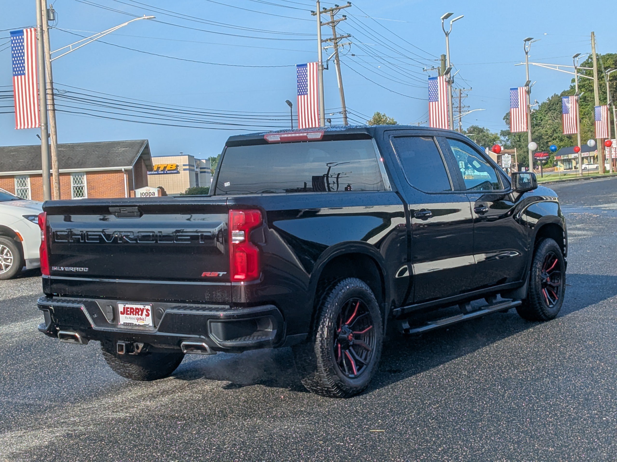 Used 2022 Chevrolet Silverado 1500 RST AWD/4WD image 9