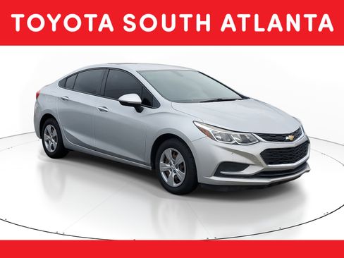 Used 2016 Chevrolet Cruze LS image 1