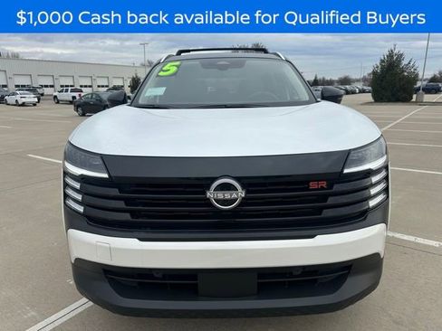 New 2026 Nissan Kicks SR w/ Cold Weather Package image 2