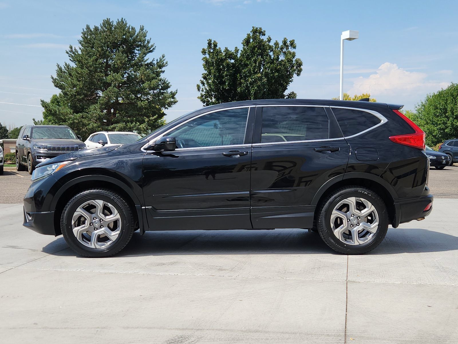 Used 2019 Honda CR-V EX-L image 2