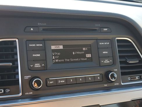 Used 2016 Hyundai Sonata SE FWD image 21
