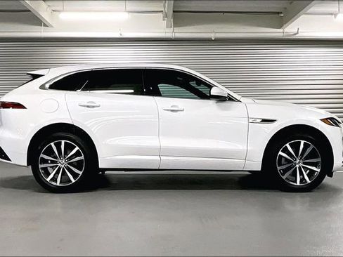 Certified 2024 Jaguar F-PACE R-Dynamic S image 14