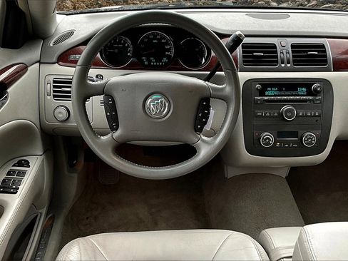 Used 2007 Buick Lucerne CXL image 5