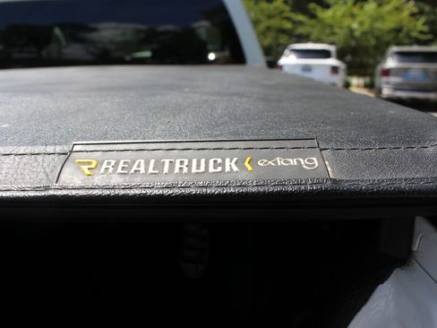 Used 2023 Chevrolet Colorado LT RWD image 9