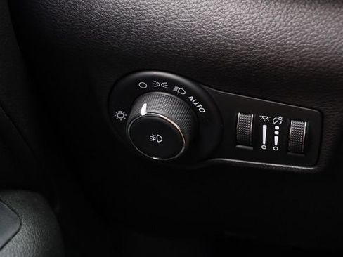 Used 2024 Jeep Compass Trailhawk AWD/4WD image 20