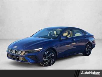 Certified 2025 Hyundai Elantra Limited