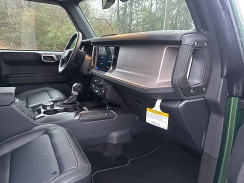 New 2025 Ford Bronco Outer Banks image 25