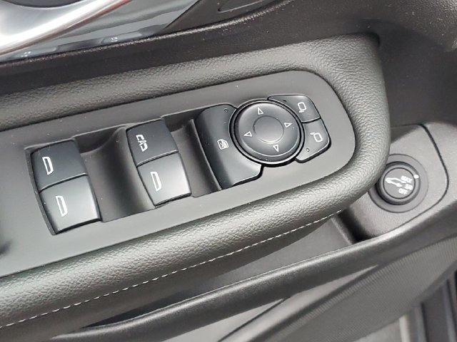 Certified 2024 GMC Terrain SLT FWD image 16