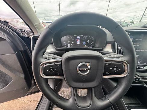 Used 2021 Volvo XC40 T5 Momentum w/ Premium Package AWD/4WD image 20