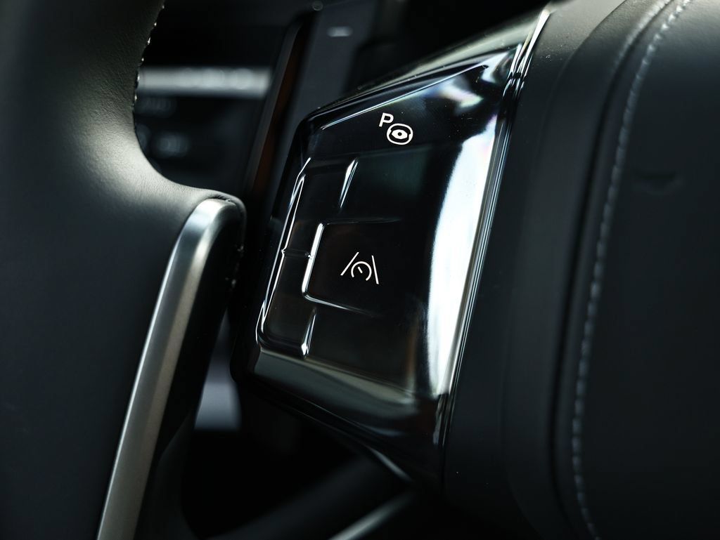 New 2027 BMW 740i w/ Executive Package RWD image 40